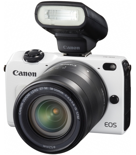 Canon EOS M2 со вспышкой