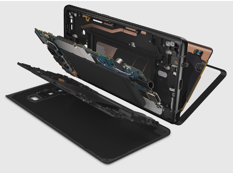 внутренности смартфона Galaxy Note 8