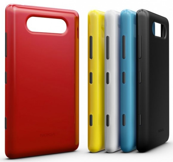 Lumia 920(слева) и 820