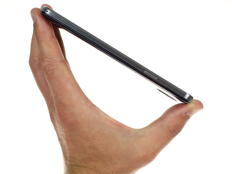 Толщина смартфона