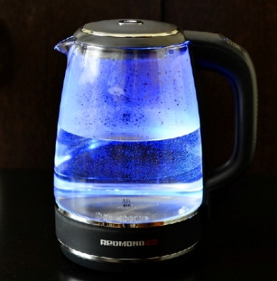 чайник Redmond